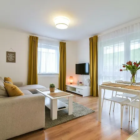 Apartment Ltc Malczewskiego Centrum *