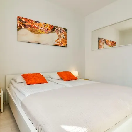 Apartment Ltc Malczewskiego Centrum *