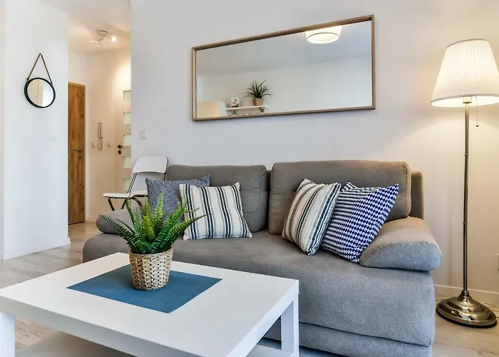 Ltc Malczewskiego Centrum Апартаменты *